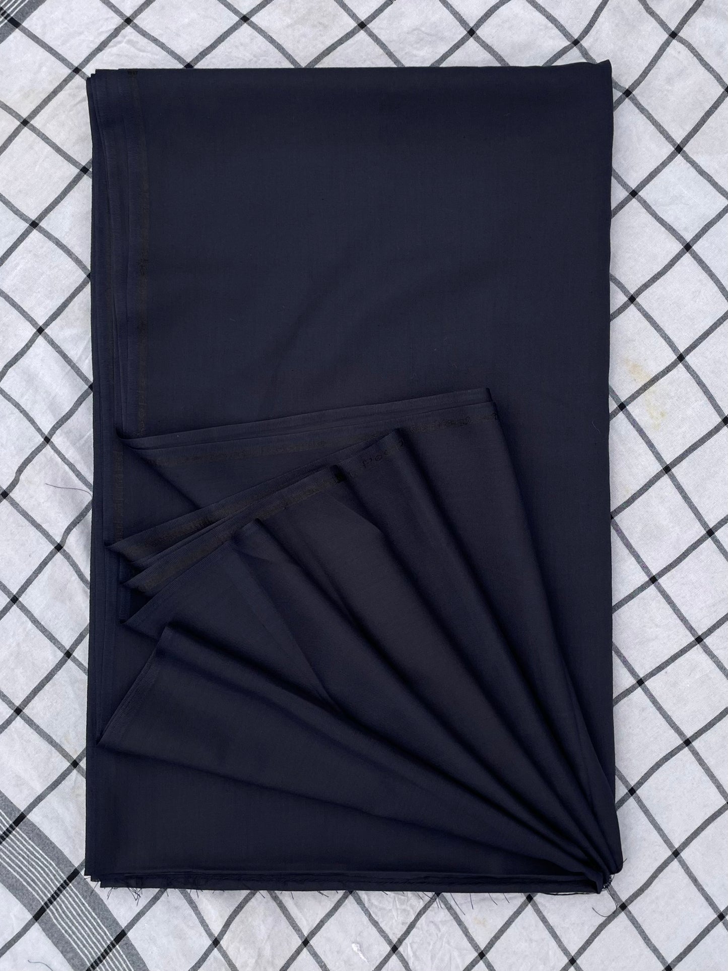 Premium Wash & Wear Men’s Unstiched Fabric